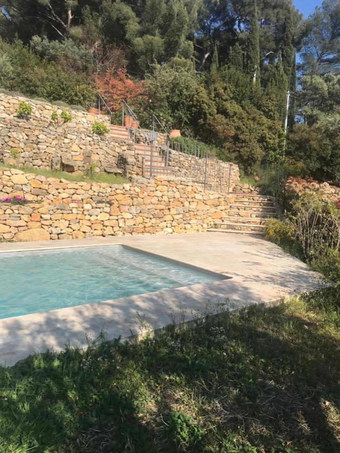 Hauteurs De Toulon : Charmant Studio Piscine Esterno foto